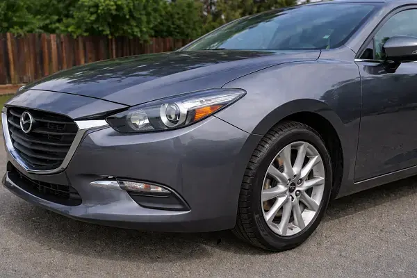 Car detailing Fresno exterior after professional wash and polish.