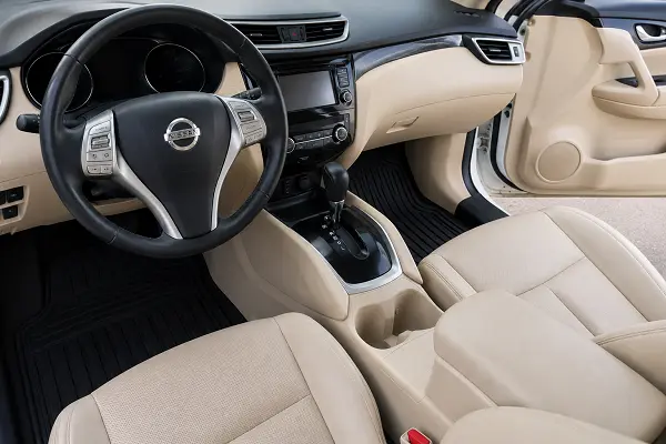 Clean Nissan car interior after professional interior detailing.
